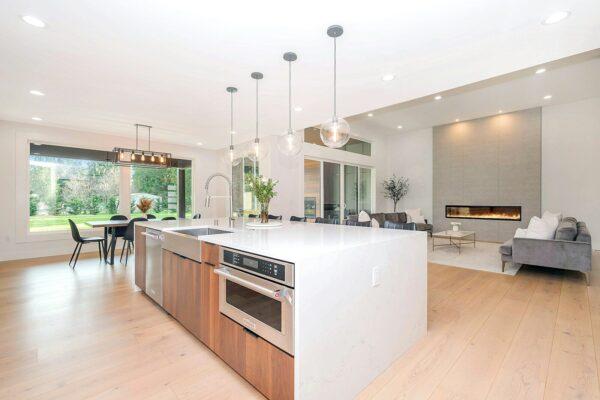 The “Invisible” Kitchen: High-Tech Appliances That Blend into Minimalist Aesthetics